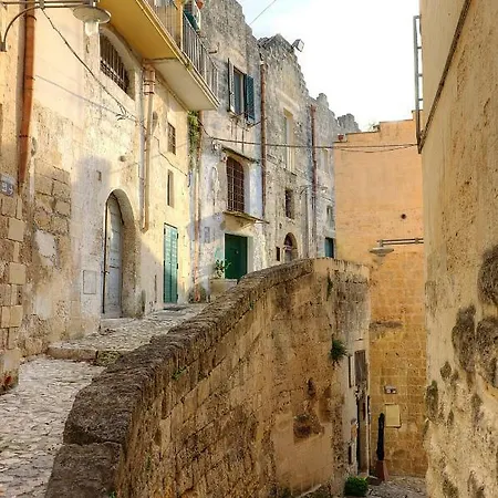 בית נופש La Dimora Rupestre *