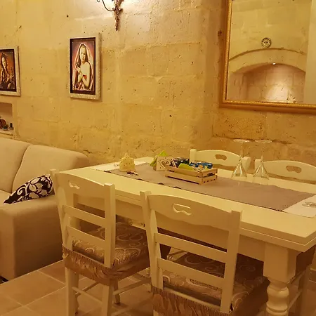 בית נופש La Dimora Rupestre