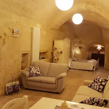 La Dimora Rupestre בית נופש